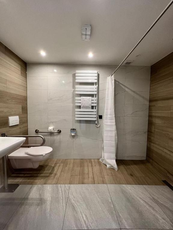 Scandinavia 3*